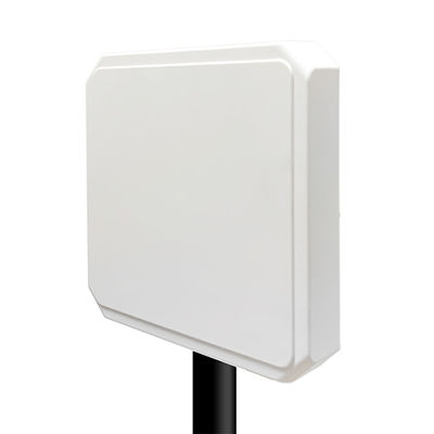706-726MHz 9dBi antenne plane directionnelle polarisée circulairement à droite
